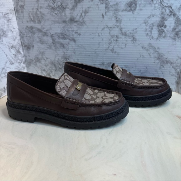 Men’s Coach signature coin loafer - Picture 4 of 8